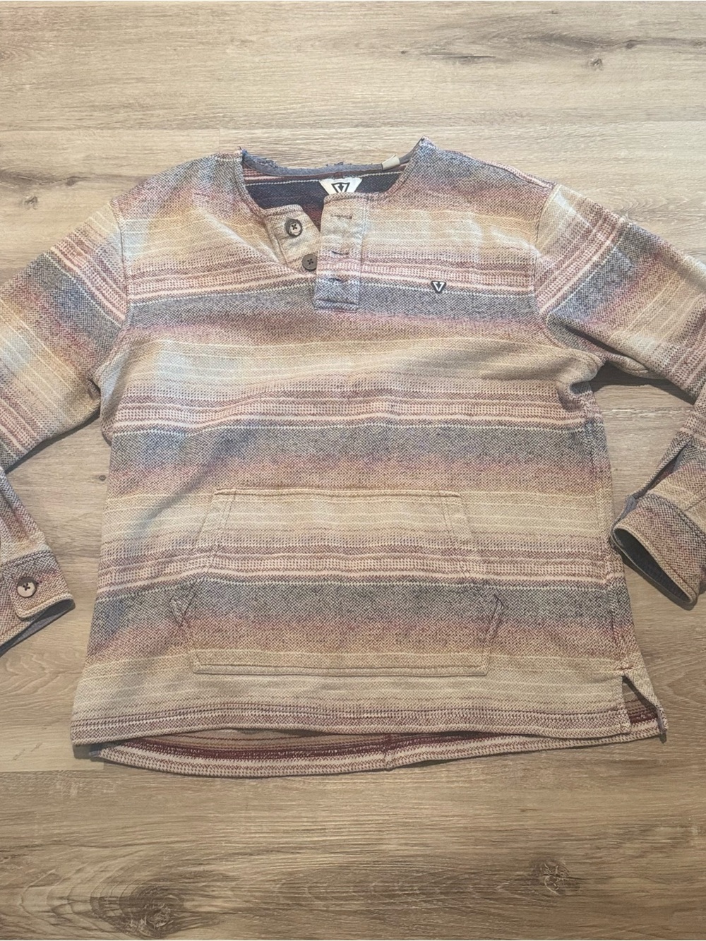 Vissla Mens Henley Pullover MultiColor front pocket XL